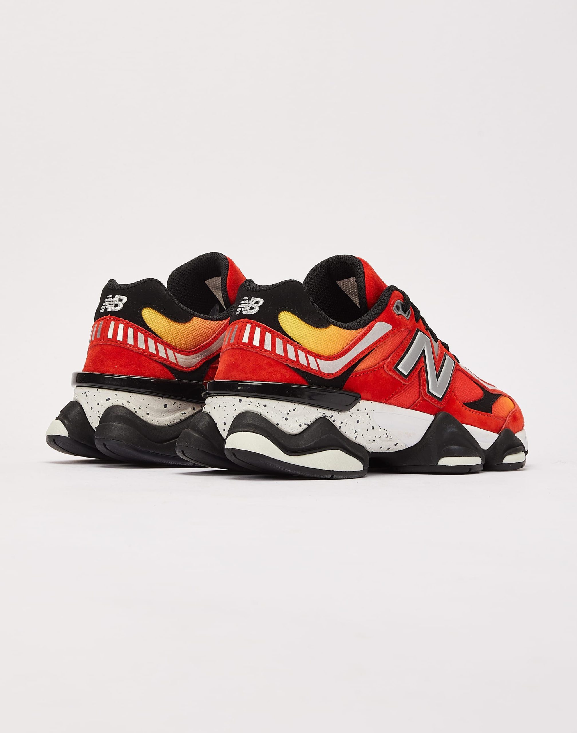 NewBalance-U9060DMG-M119-scaled-1.jpg