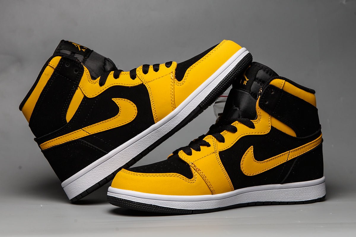 jordan-1-mid-x-reverse-new-love-324152.jpg