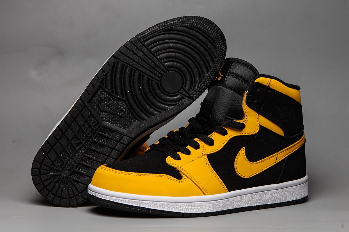 jordan-1-mid-x-reverse-new-love-403640.jpg