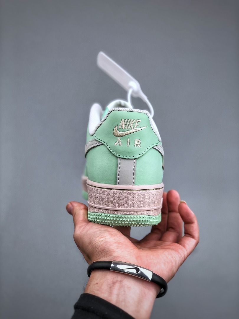 nike_air_force_107_low_green_a_1685449912_68516502_progressive.jpeg